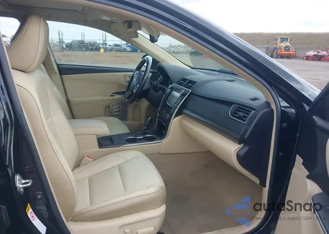 2017 Toyota Camry Hybrid Xle z USA, uszkodzony, nr VIN 4T1BD1FKXHU226364